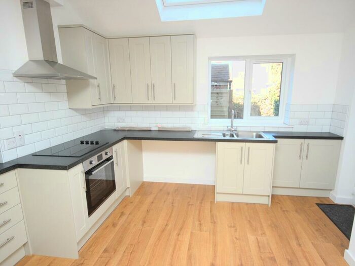 2 Bedroom End Of Terrace House To Rent In Greenfield Road, Westoning, MK45