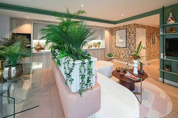 1 Bedroom Flat For Sale In Kennington Ln, London, SE11