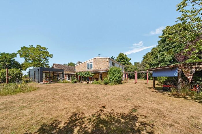 4 Bedroom Detached House For Sale In Tew Lane, Wootton, OX20