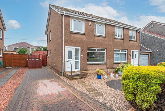 3 Bedroom Semi-Detached House For Sale In Duncanson Drive, Burntisland, KY3