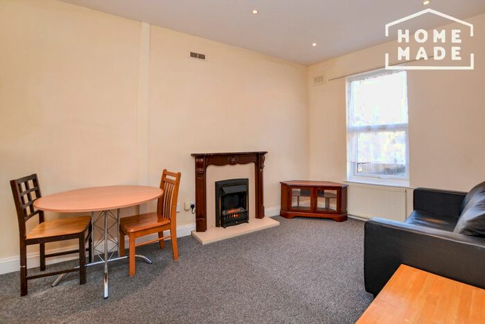 4 Bedroom Maisonette To Rent In Palace Road, Bounds Green N11