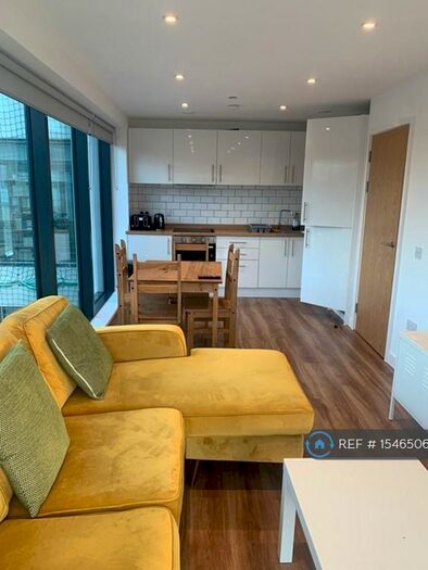 2 Bedroom Flat To Rent In Trafford Rd, Salford, M5