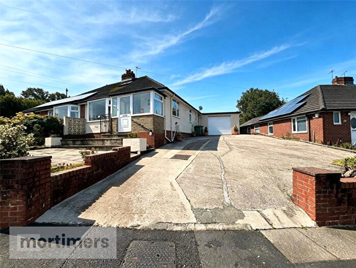 2 Bedroom Bungalow For Sale In Waverley Road, Intack, Blackburn, Lancashire, BB1