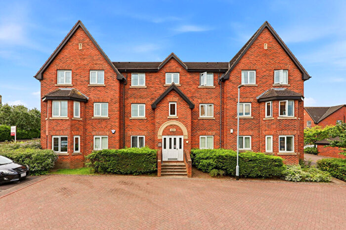 2 Bedroom Apartment For Sale In Pavilion Close, Stanningley, Pudsey, LS28