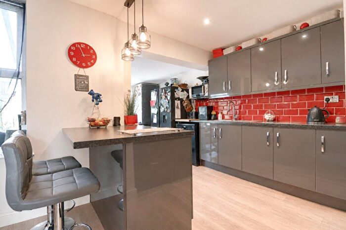 3 Bedroom End Of Terrace House For Sale In Hillcroft Terrace, Pitt Lane, Bideford, Devon, EX39