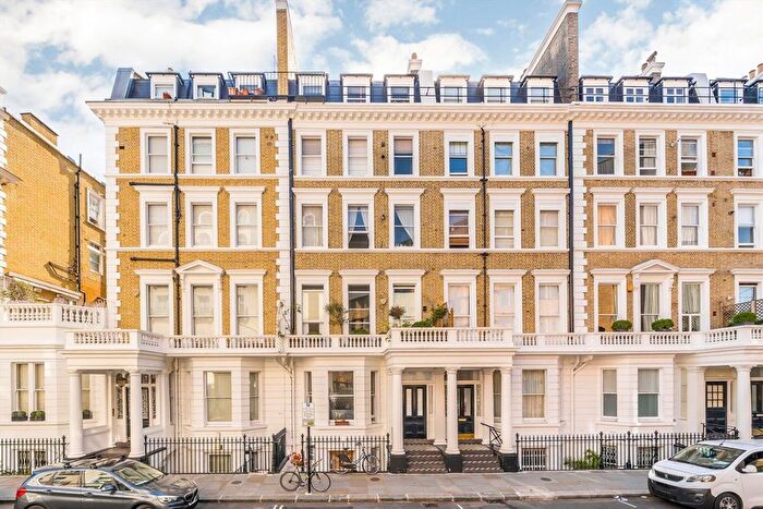 2 Bedroom Flat To Rent In Grenville Place, South Kenisngton, SW7