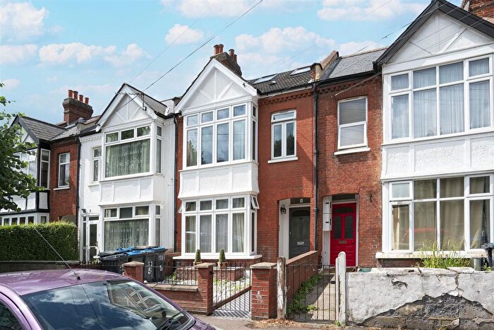 1 Bedroom Flat For Sale In Oxford Avenue, Wimbledon Chase, SW20