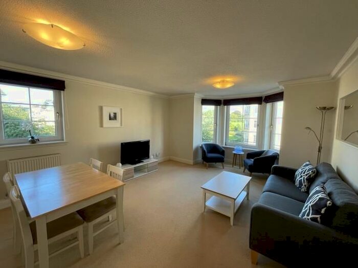 2 Bedroom Flat To Rent In Powderhall Road, Canonmills, Edinburgh, EH7