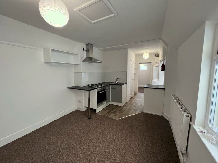 1 Bedroom Apartment To Rent In Charlotte Street, Morice Town, Plymouth, PL2