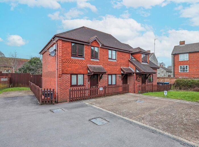 2 Bedroom Apartment For Sale In Foundry Court, Burgess Hill, RH15