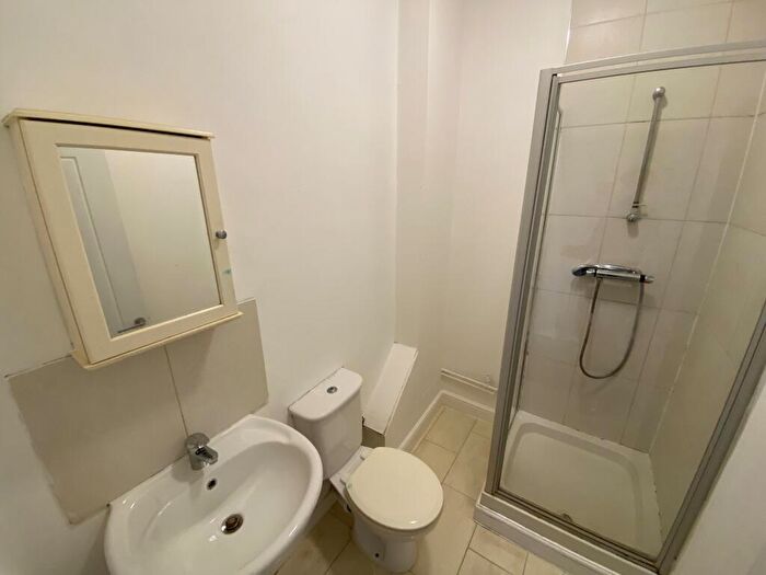 1 Bedroom Flat To Rent In Hinckley Road, Leicester, LE3