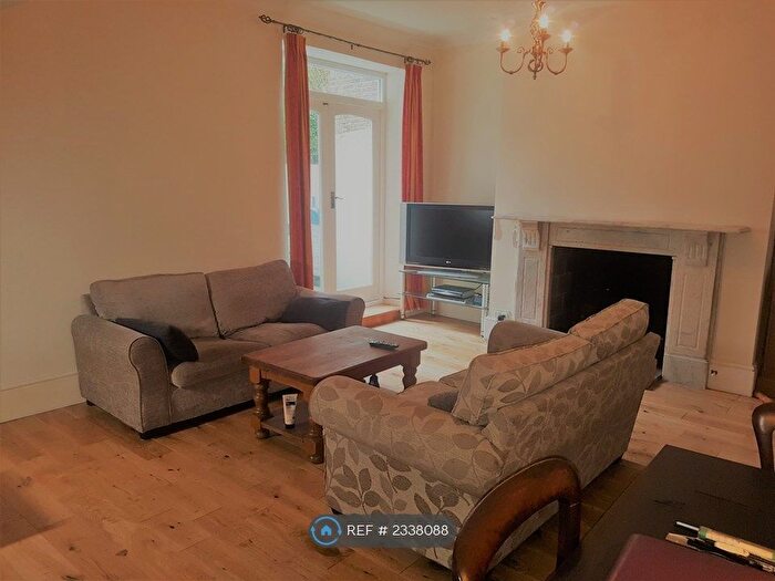 2 Bedroom Flat To Rent In Marylands Road, London, W9