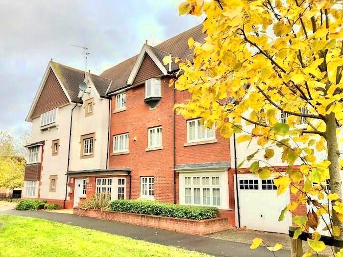 2 Bedroom Flat To Rent In Long Down Avenue, Bristol, BS16