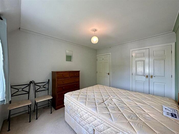 2 Bedroom Apartment To Rent In Brooklands Road, Sale, M33
