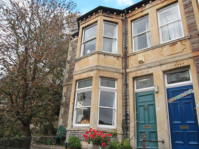 5 Bedroom End Of Terrace House To Rent In Cornwallis Avenue – Ref:, BS8