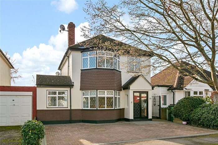 3 Bedroom Detached House For Sale In Burgoyne Road, Sunbury-On-Thames, TW16