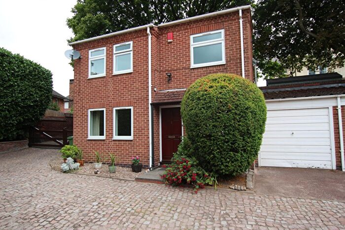 3 Bedroom Detached House For Sale In Pelham Crescent, Nottingham, NG7