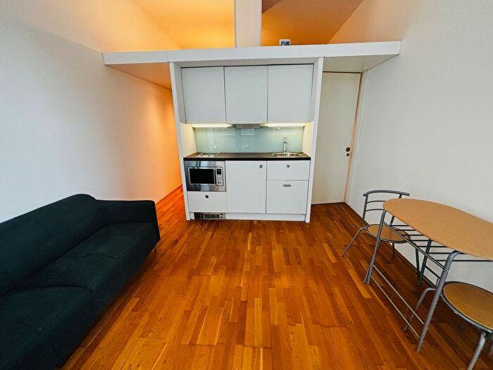 Studio To Rent In Abito, Salford, Greater Manchester, M3