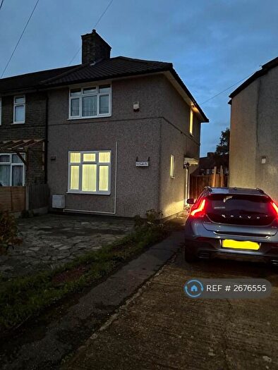 2 Bedroom End Of Terrace House To Rent In Chaplin Road, Dagenham, RM9