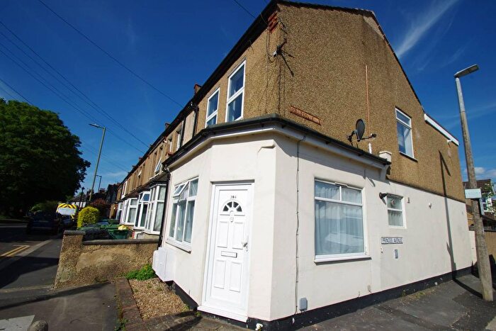 1 Bedroom Flat To Rent In Watford, Watford, WD18