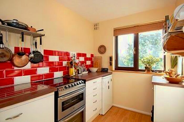 2 Bedroom Apartment To Rent In Abingdon, Oxfordshire, OX14