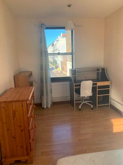 5 Bedroom Flat To Rent In Castle Road, London, NW1