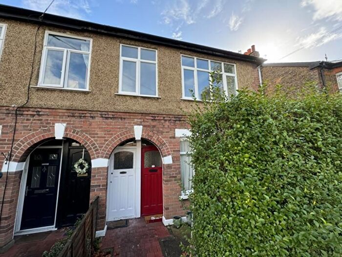 2 Bedroom Maisonette To Rent In Penton Avenue, Staines, TW18