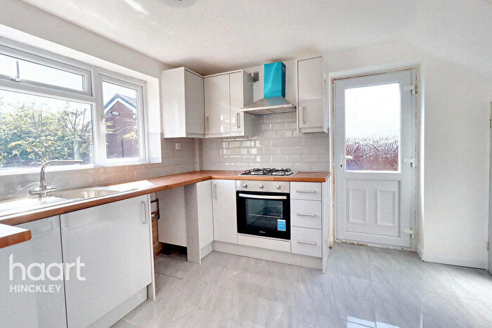 3 Bedroom Semi-Detached House For Sale In Kirkby Road, Desford, LE9