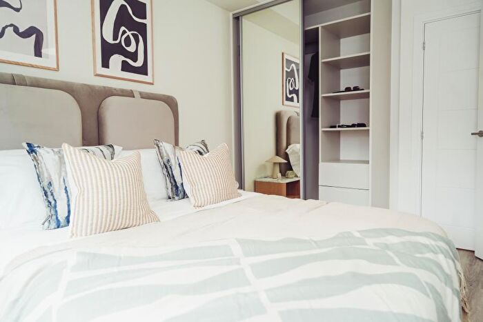 2 Bedroom Apartment To Rent In Goodwin Close, Derby, DE1