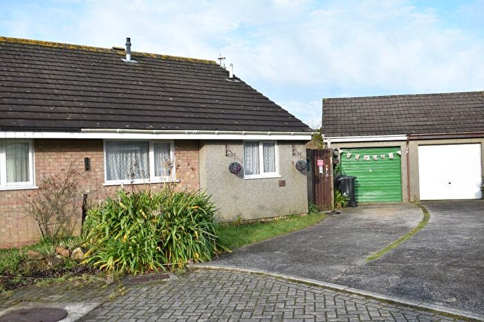 2 Bedroom Bungalow For Sale In Killiersfield, Pool, Redruth, Cornwall, TR15