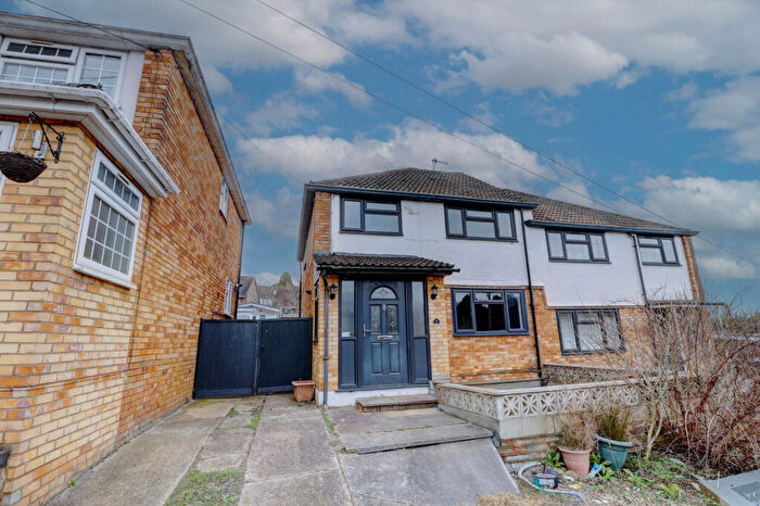 3 Bedroom Semi-Detached House To Rent In Sussex Close, High Wycombe, Buckinghamshire, HP13