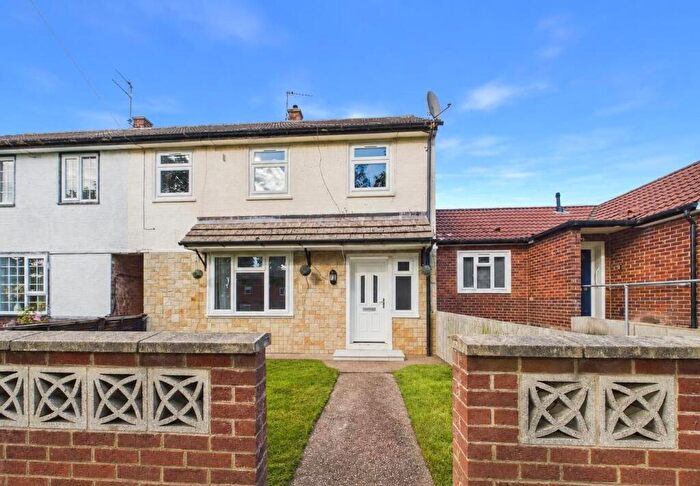 3 Bedroom Terraced House To Rent In Brentford Drive, Mackworth, DE22