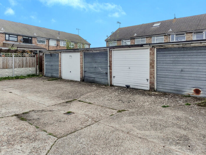 Garage / Parking To Rent In Garage, Montague Court, Dankton Gardens, Sompting, BN15