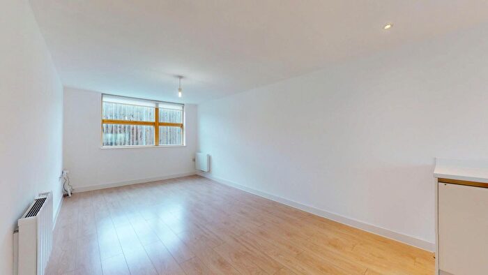 1 Bedroom Flat To Rent In Trundleys Road, London, SE8