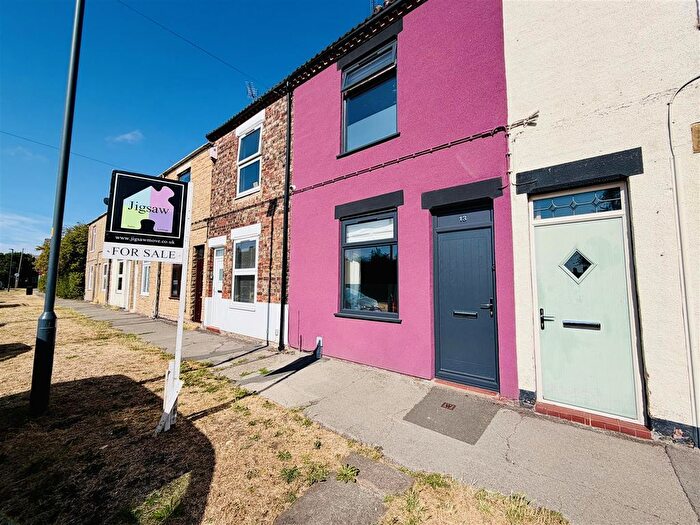 3 Bedroom Terraced House For Sale In Woodville Terrace, Selby, YO8