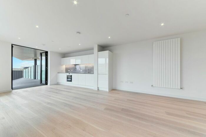 2 Bedroom Flat To Rent In Mercier Court, Royal Wharf, London, E16