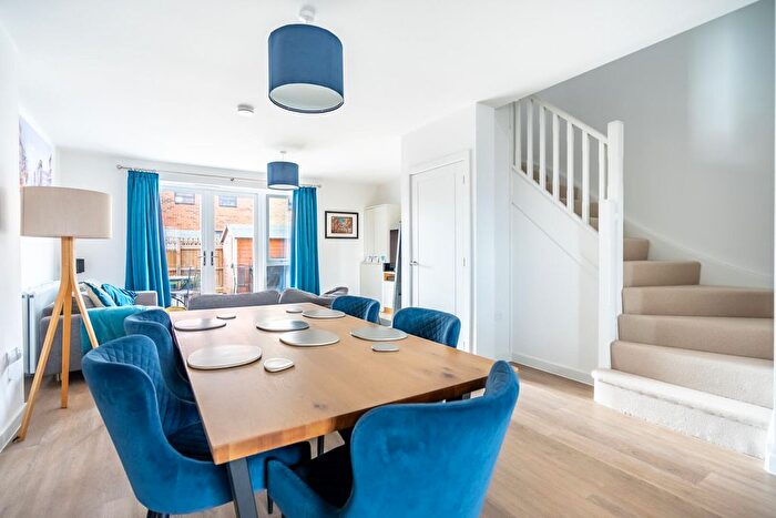 3 Bedroom End Terrace House For Sale In Rowntree Way, York, YO31