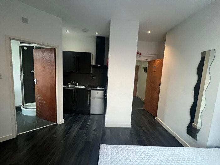 Studio To Rent In Brays Lane, Coventry, CV2