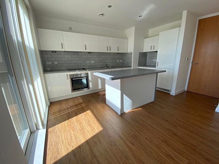 2 Bedroom Apartment To Rent In City Road, Hulme, Manchester, Lancashire, M15