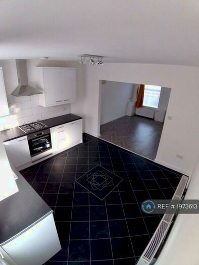 3 Bedroom Terraced House To Rent In Vine Terrace, Hucknall, Nottingham, NG15