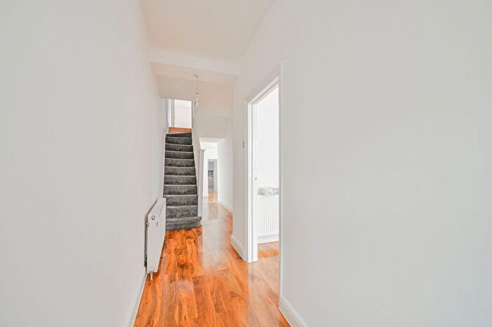 5 Bedroom Detached House To Rent In Vicarage Road, Leyton, Leyton, London, E10