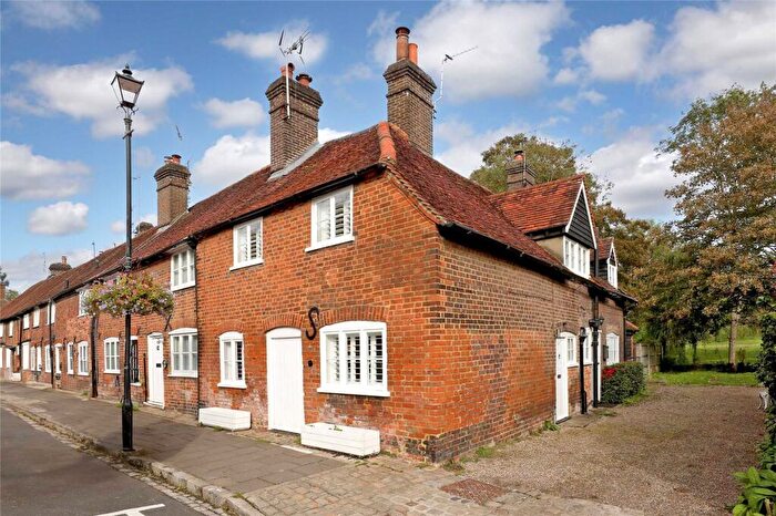2 Bedroom End Of Terrace House For Sale In High Street, Amersham, Buckinghamshire, HP7