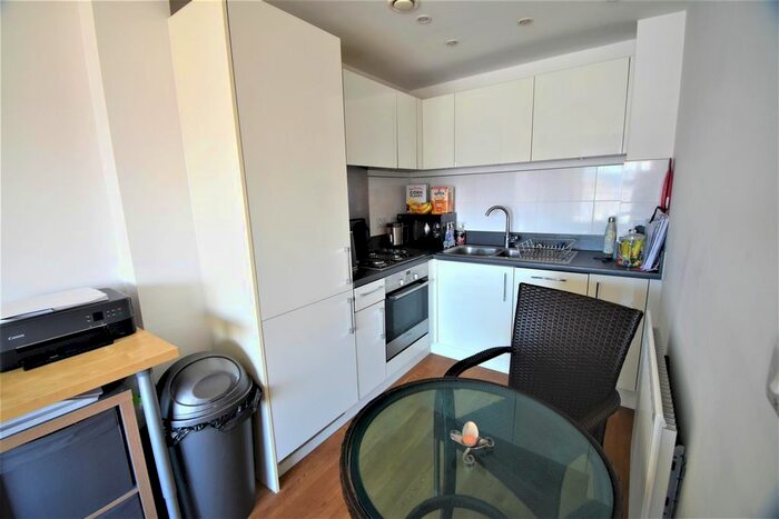 1 Bedroom Flat For Sale In Newfoundland Way, Portishead, Bristol, BS20