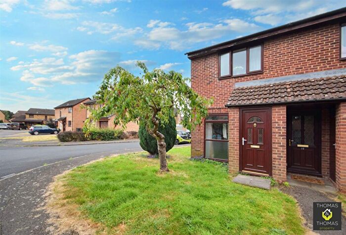 2 Bedroom Maisonette To Rent In Alders Green, Gloucester, GL2