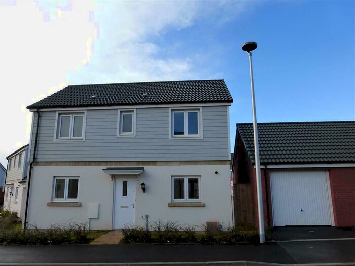 3 Bedroom Detached House To Rent In Vernon Crescent, Exeter, EX2