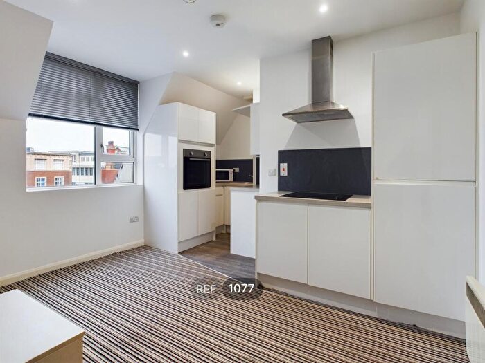 1 Bedroom Apartment To Rent In Centre Court, Paragon Street, HU1