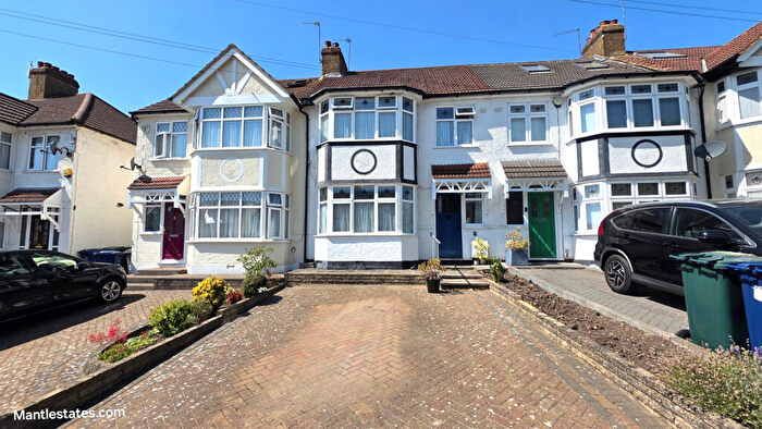 4 Bedroom Terraced House For Sale In Daneland, East Barnet, EN4