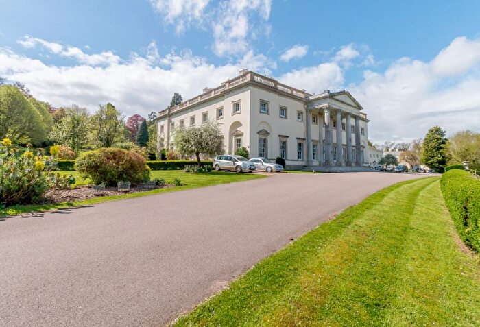 3 Bedroom Apartment For Sale In Missenden Road, Amersham, Buckinghamshire, HP7
