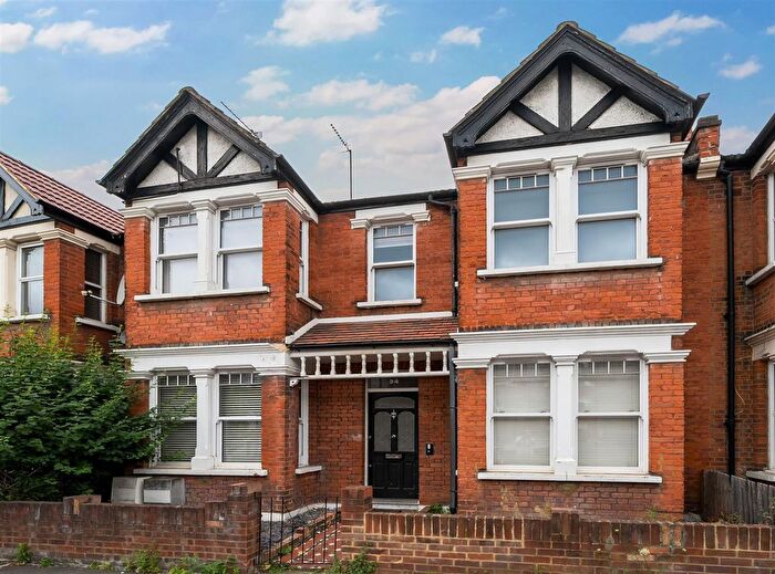 3 Bedroom Flat For Sale In Harlesden Road, Willesden, NW10