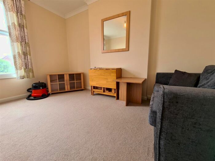 2 Bedroom Flat To Rent In Fletton Avenue, Peterborough, PE2